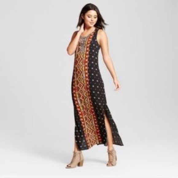 Xhilaration Dresses & Skirts - Xhilaration tribal print racer back maxi dress S